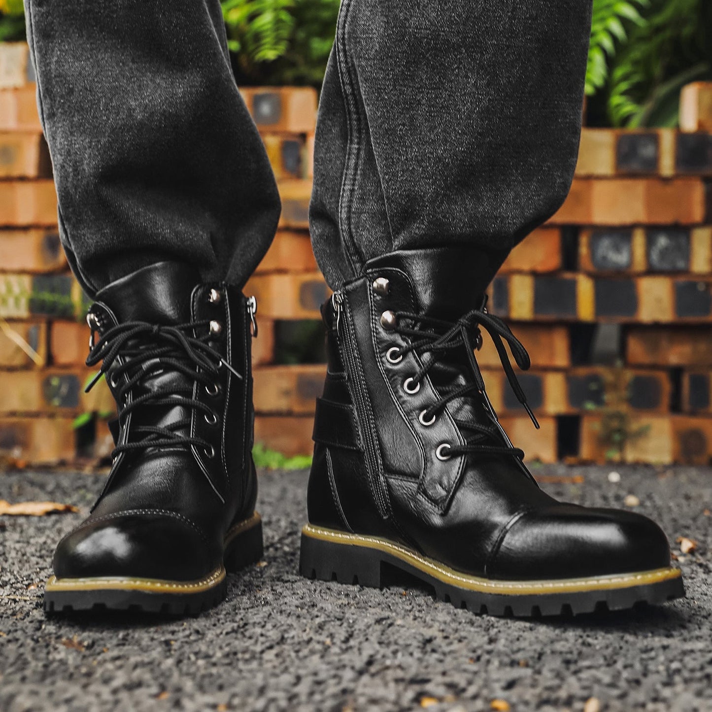 Girolamo | メンズコンバットブーツ – レザー – アンクル丈 – レースアップ – サイドジッパー – バックル付き – プロファイルソール