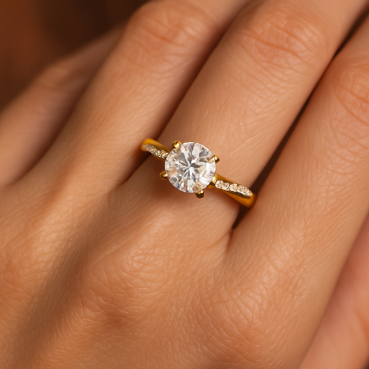 金メッキソリティアクリスタル婚約指輪