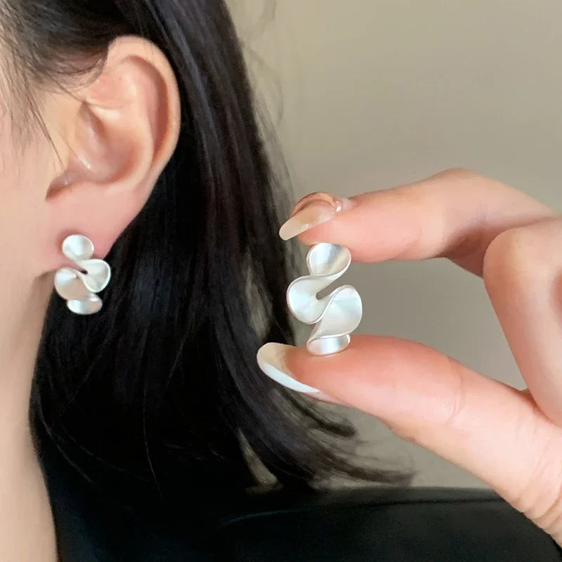スターリングシルバー 18Kゴールド フラワースタッドピアス